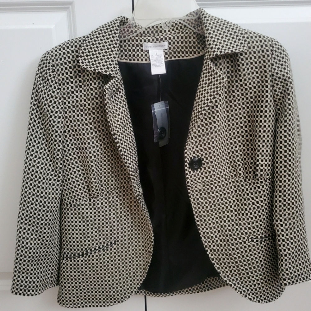 NWT Worthington black and white size 6 blazer